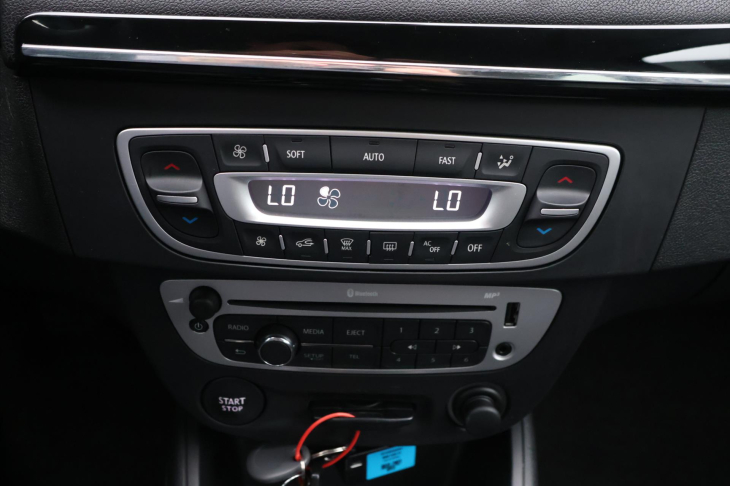 Renault Fluence 1,5 dCi 81kW Privilege CZ 1.maj