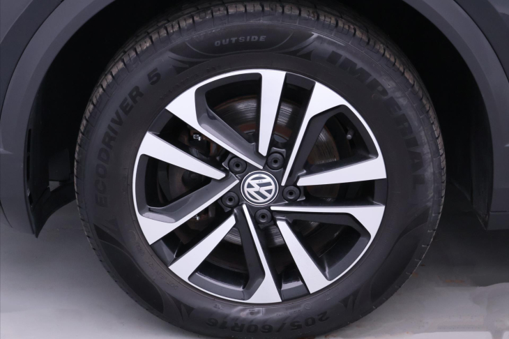 Volkswagen T-Roc 1,0 TSI 85kW Comfort 1.Maj DPH