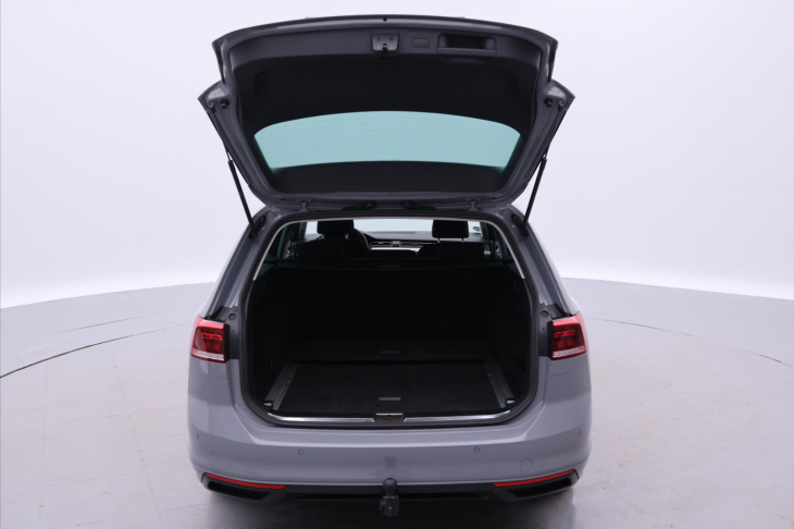 Volkswagen Passat 2,0 TDI 110kW DSG LED DPH