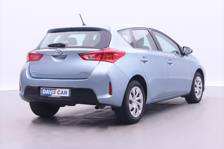 Toyota Auris 1,3 Dual VVT-i 73kW Klima CZ