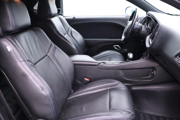 Dodge Challenger 5,7 L V8 HEMI 280kW DPH