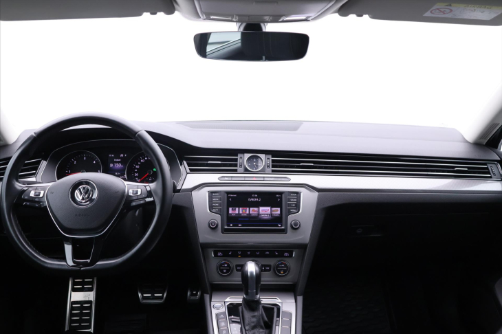 Volkswagen Passat 2,0 TDI 140kW DSG LED Alltrack