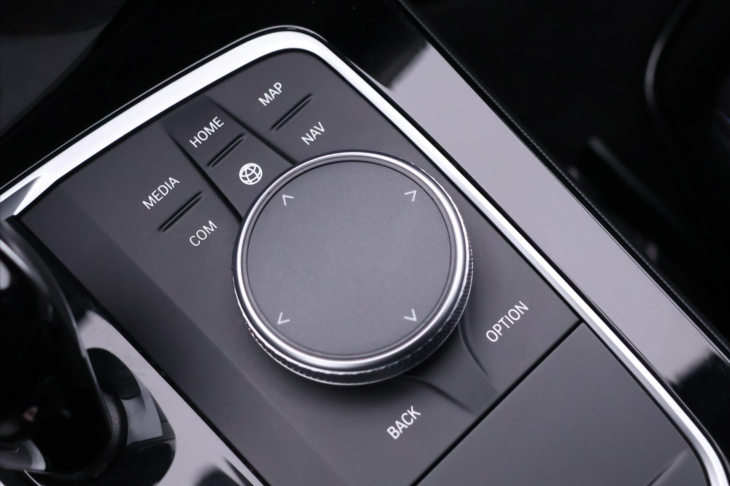 BMW Řada 1 1,5 116d 85kW M-Sport Head-Up