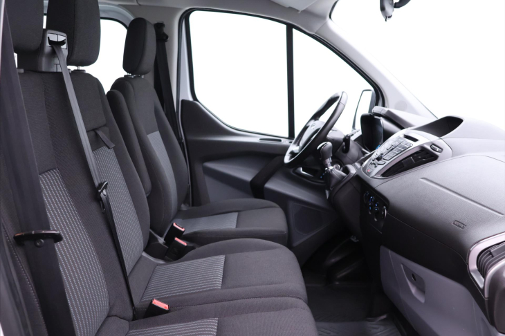 Ford Transit Custom 2,0 TDCI Navi 9-Míst DPH L2