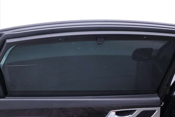 Hyundai Genesis 3,8 V6 232kW Exclusive 4x4 CZ