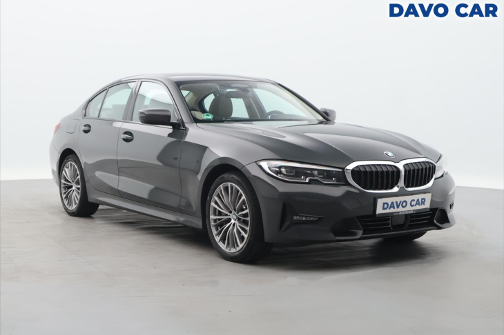 BMW Řada 3 3,0 330da 195kW xDrive CZ 1.Maj