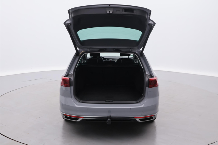 Volkswagen Passat 2.0 TDI Matrix Virtual DPH