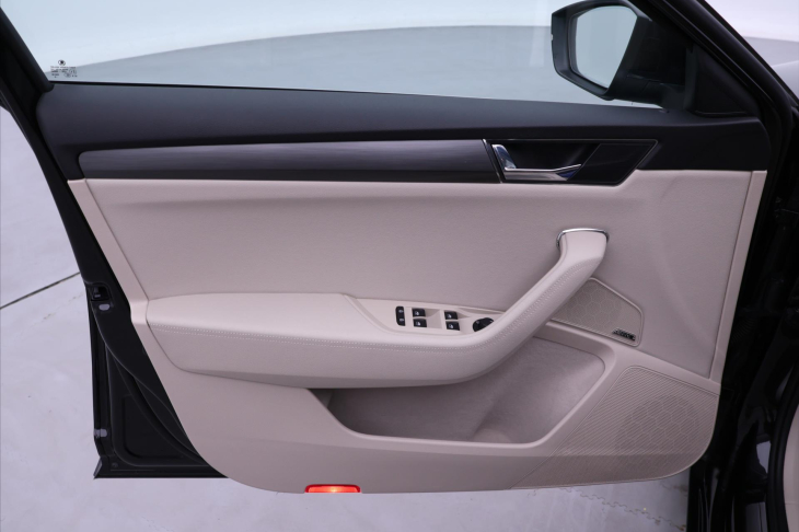 Škoda Superb 2,0 TDI 4x4 DSG CZ Style 1.Maj