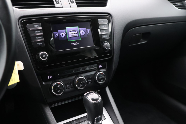 Škoda Octavia 2,0 TDI DSG Ambition 1.Maj.