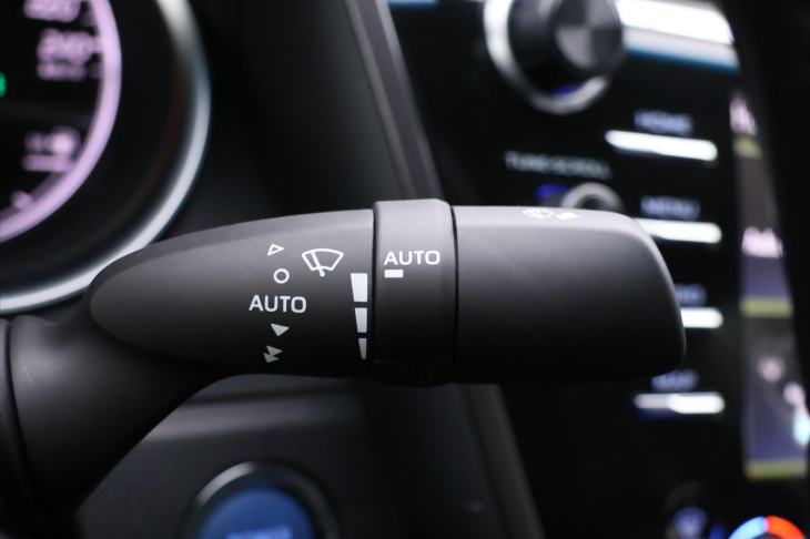 Toyota Camry 2,5 Hybrid 131kW Executive CZ