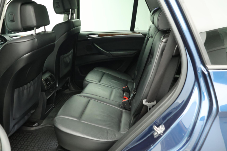 BMW X5 3,0 D 180KW PANORAMA TAŽNÉ