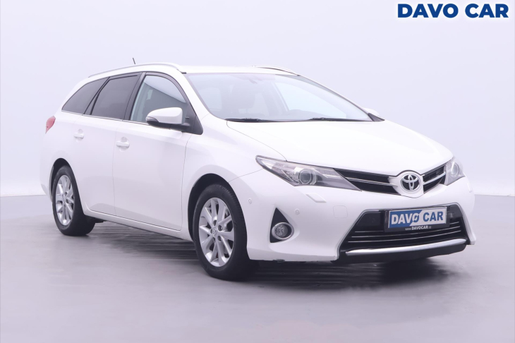 Toyota Auris 2,0 D-4D CZ Sports 1.Maj Tažné