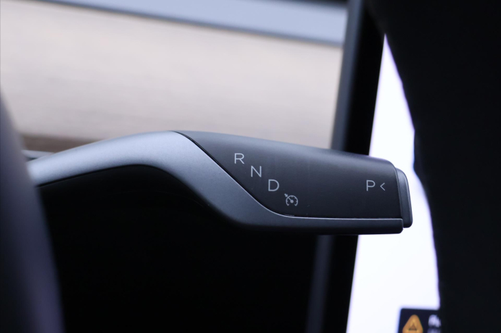 Tesla Model Y Long Range AWD 75kWh SoH 90%