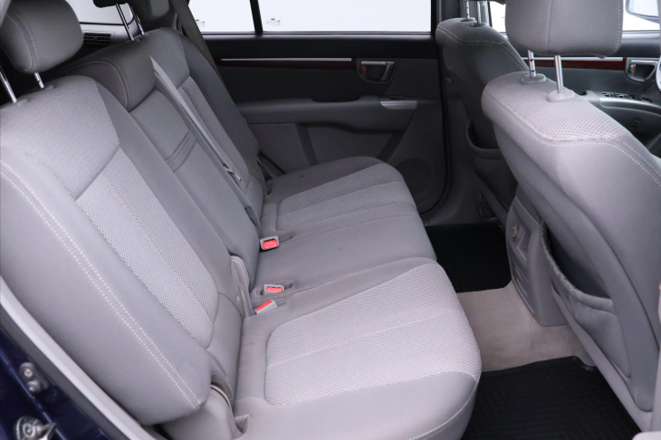 Hyundai Santa Fe 2,2 CRDi 114kW 4x4 7-Míst