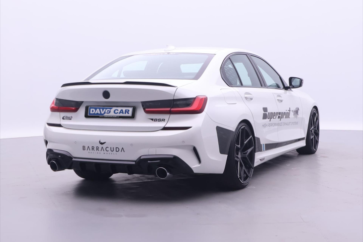 BMW Řada 3 2.0 330i 190kW M-Sport CZ DPH