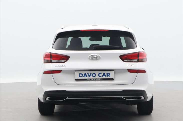 Hyundai i30 1,6 CRDI CZ 1.Maj. DPH
