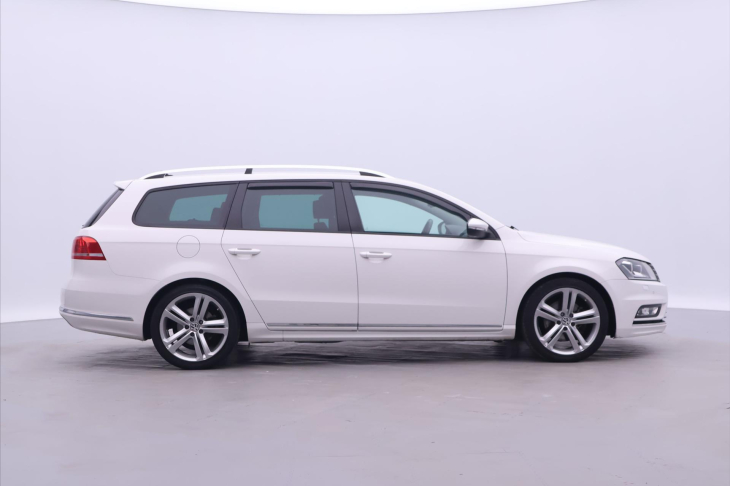 Volkswagen Passat 2,0 TDI 130kW DSG CZ R-Line