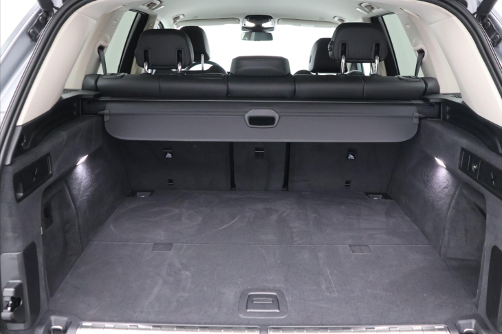 BMW X5 3,0 50e xDrive 230kW CZ DPH