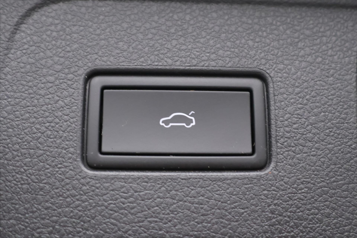 Volkswagen Passat 2.0 TDI Matrix Virtual DPH
