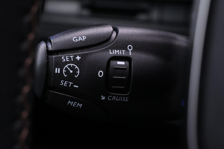 Peugeot 5008 1,6 i 133 kW GT-Line CZ 7-Míst