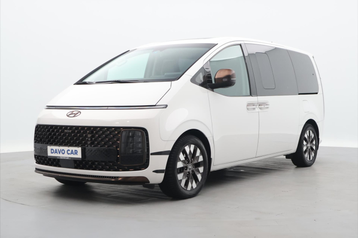 Hyundai Staria 2,2 CRDi 130kW Luxury 4x4 AUT