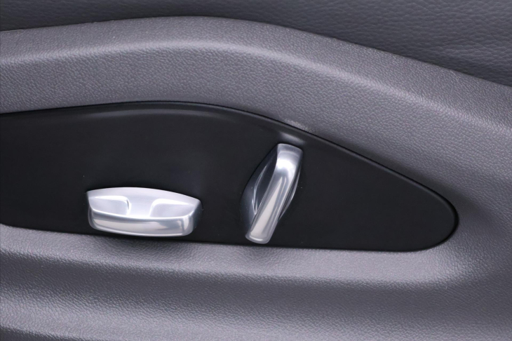 Porsche Cayenne 3,0 Tiptronic 250kW CZ DPH