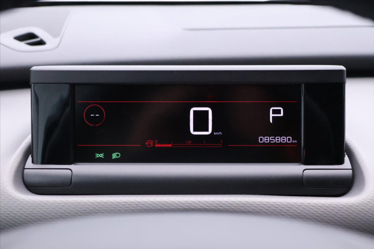 Citroën C4 Cactus 1,2 PT 81kW Aut. Shine Navi CZ