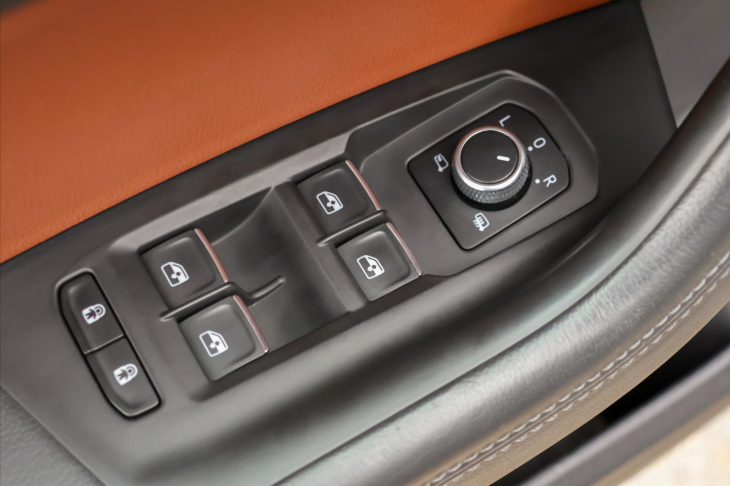 Volkswagen Touareg 3,0 TDI V6 210kW 4M CZ DPH