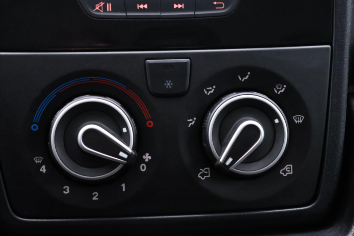 Peugeot Boxer 2,0 HDI 96kW CZ 7-Míst L3 DPH