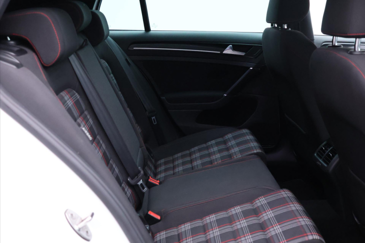 Volkswagen Golf 2,0 GTI 169kW Performance