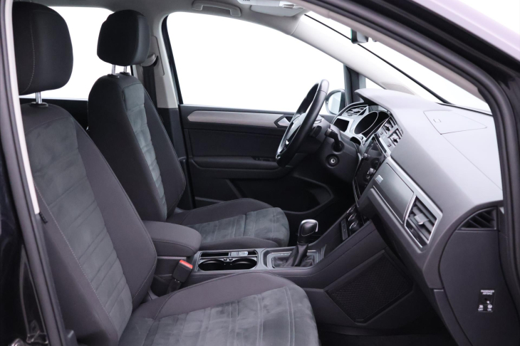 Volkswagen Touran 2,0 TDI 110kW DSG Comfort DPH