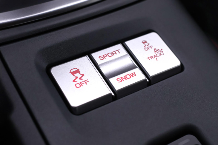 Subaru BRZ 2,4 i 172kW Aut. 1.Majitel CZ