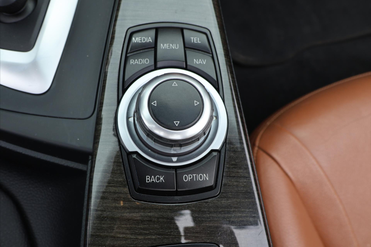 BMW Řada 4 2,0 M-Packet Luxury Cabrio