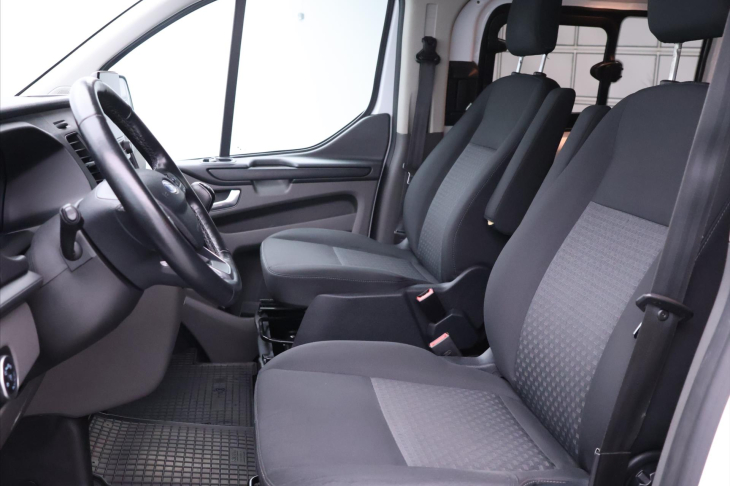 Ford Transit Custom 2,0 TDCI 96kW CZ 5-Míst DPH