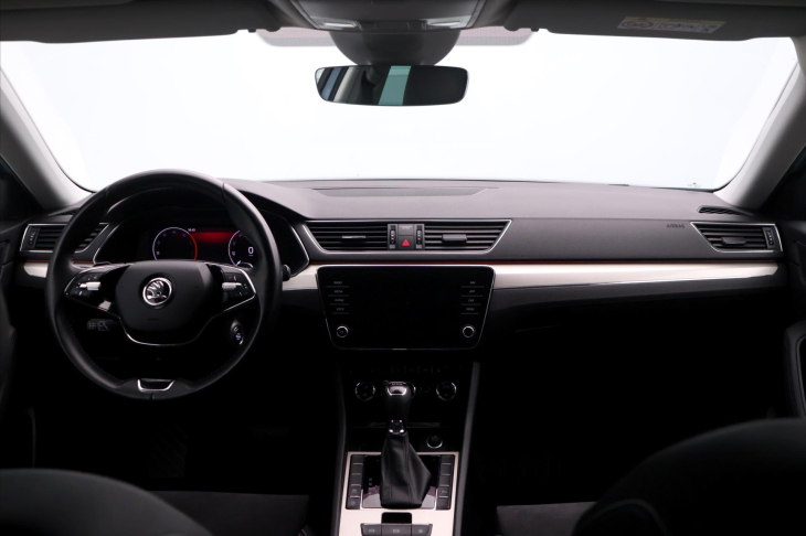 Škoda Superb 2,0 TDI 110kW Style DSG LED CZ