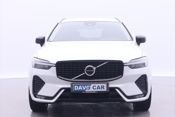 Volvo XC60 2,0 B5 173kW AWD Plus Dark CZ