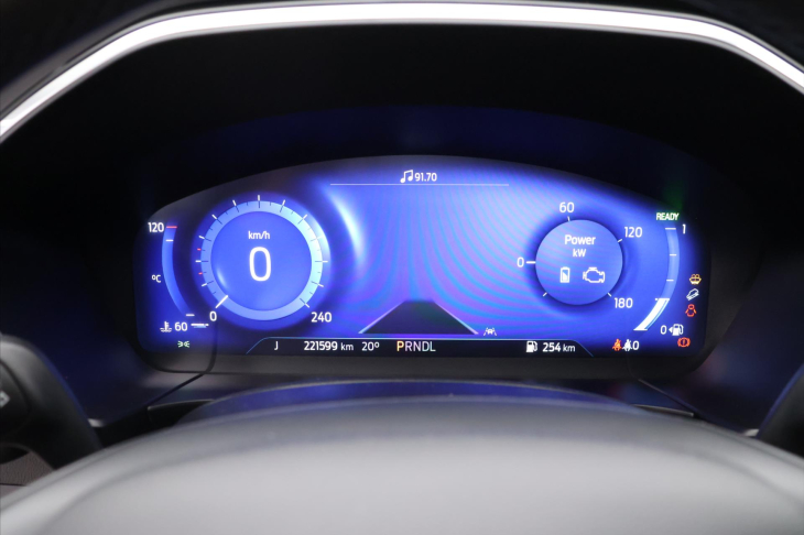 Ford Kuga 2,5 Hybrid 140kW AWD Titanium