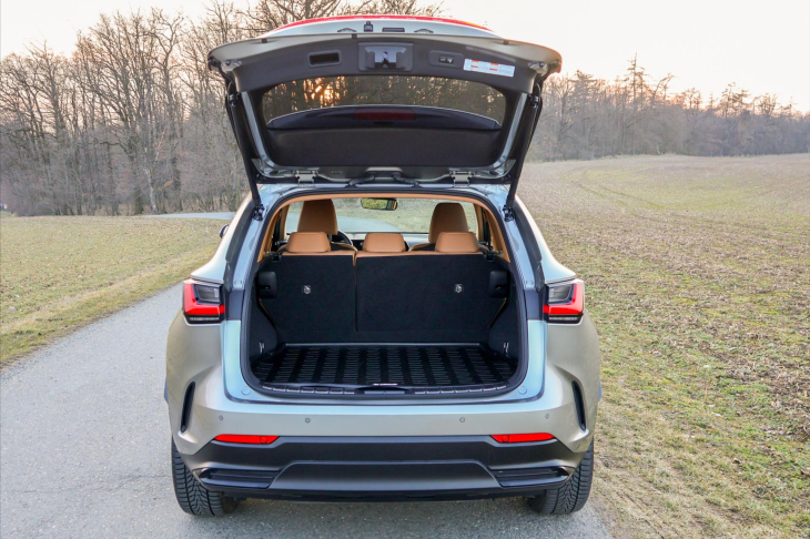 Lexus NX 450h plus 2,5 4×4 E-FOUR Executive