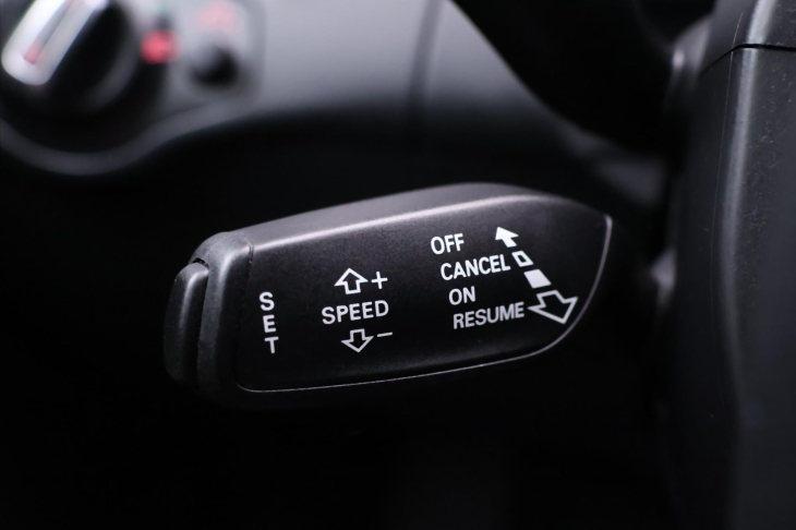 Audi A4 2,0 TDI 105kW Aut. CZ Klima