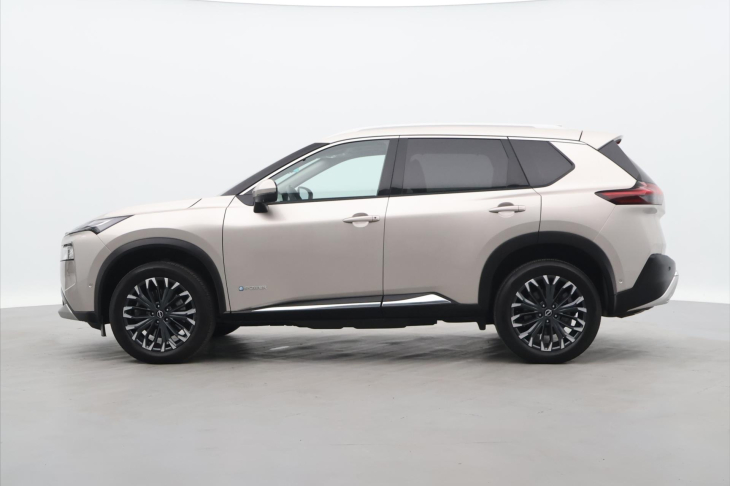 Nissan X-Trail 1,5 e-Power 4WD Tekna CZ 1.Maj
