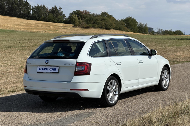 Škoda Octavia 1.6 TDI CZ Style+ LED Navi
