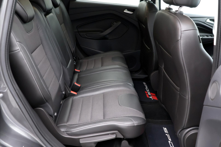 Ford Kuga 2,0 TDCi 132kW 4x4 Titanium