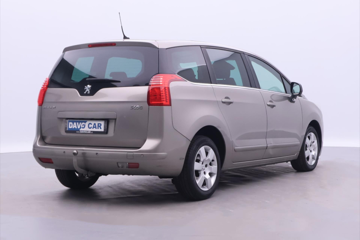 Peugeot 5008 1,6 HDI 82kW Family CZ