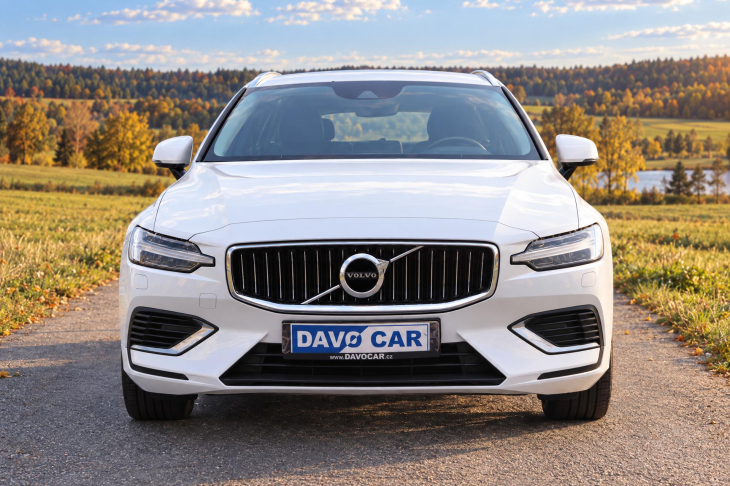 Volvo V60 2,0 B5 AWD Momentum Pro AT DPH