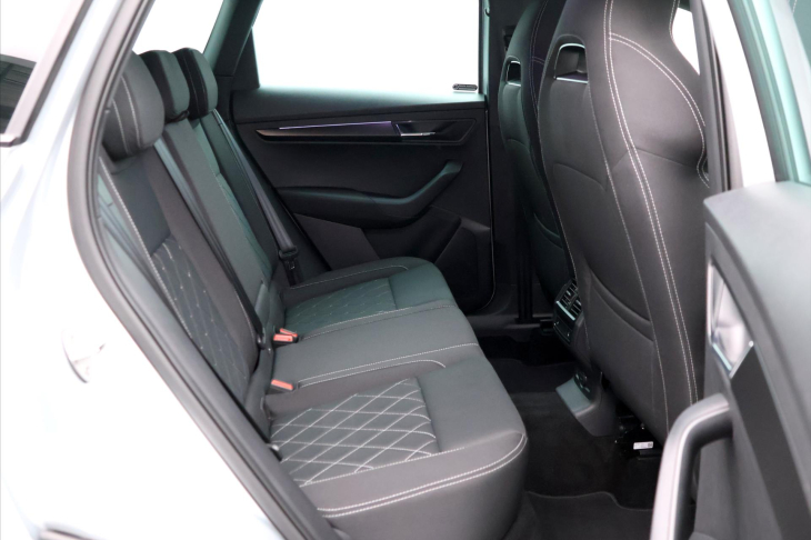 Škoda Karoq 1,5 TSI 110kW Sportline CZ Tažné