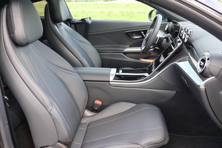 Mercedes-Benz CLE 2,0 300 4Matic AMG Premium Plus