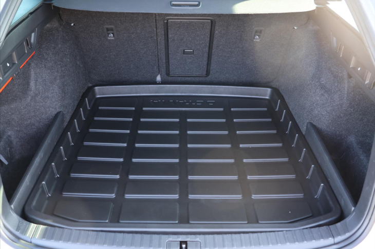 Škoda Octavia 1,0 TSI 81kW Sport Virtual LED