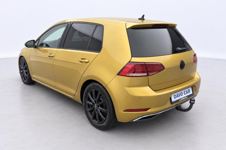 Volkswagen Golf 2,0 TDI 110kW Comfort Navigace
