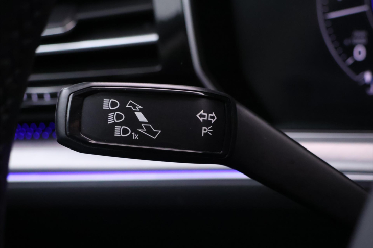 Volkswagen Touareg 3,0 TDI V6 210kW 4M CZ DPH