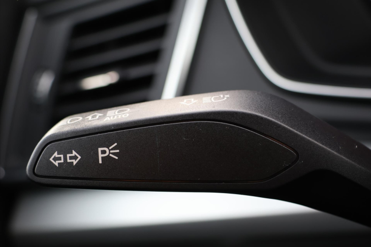 Audi Q5 2,0 40TDI S-line quattro DPH